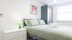 Old Silk Apartments - Luxury Studios, 1 & 2-beds in Coventry City Centre by COVSTAYS