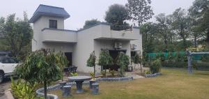 Theaarambagh