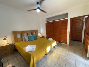 Romantic large apartment