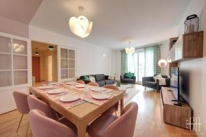 Grand appartement hyper centre,4 chambres, parking