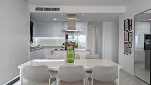 SUNSET CLIFFS dream apartment