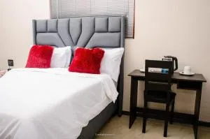 Comfort on Wrench - Cravenby