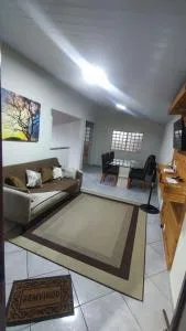 CASA ACONCHEGANTE e ESPAÇOSA - São Sebastião