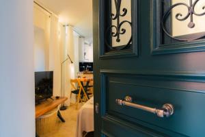 Studio Medusa Venetian Studio in Corfu Old Town