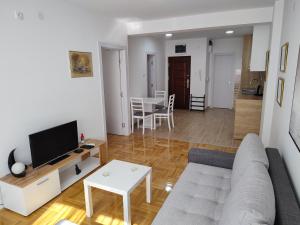 Tea Studio Apartments