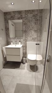 Mayenzett 25, komplett renoviert, vis-à-vis Klinik & Thermalbad