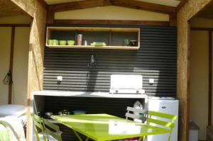 Campings Camping 3 etoiles - Piscine - ccbaddh : photos des chambres