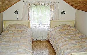 Stunning Home In Ljungby With Lake View