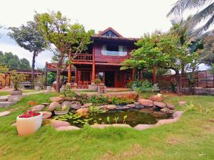 Moc Homestay & Villa