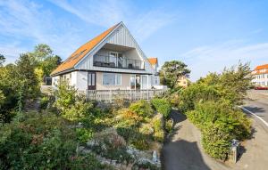 Two-Bedroom Holiday Home In Allinge