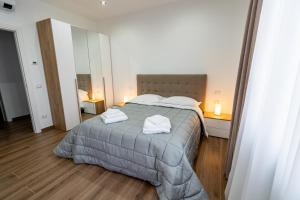 Home One Room Verona Fiera with private bathroom