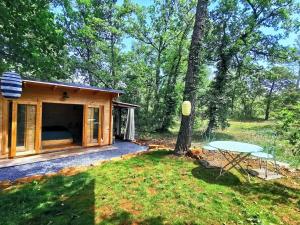 Maisons de vacances House surrounded by nature : photos des chambres
