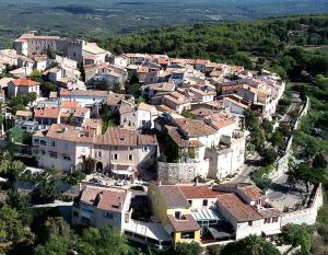 Maisons de vacances A l-ombre des Pins du Castellet : photos des chambres