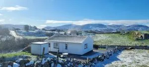 Beautiful Cottage with Mountain View at Beagh - Laconnell