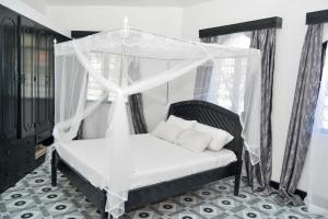 Maskani Holiday Home