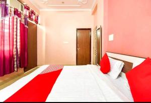 Hotel O Castle Home Stay