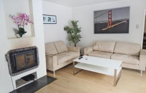 Amazing Home In Ljungby With Lake View