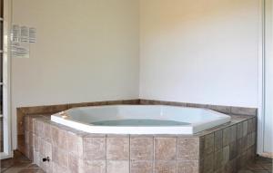 Stunning Home In Ringkøbing With Sauna