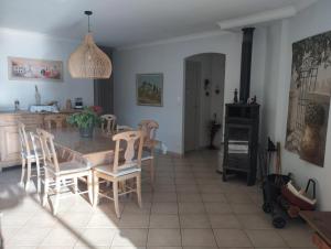 Villas Villa charmante avec piscine a Collias, 115 m² : photos des chambres