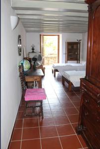 The Olive House, Garden and Pool