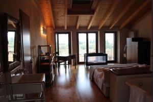 The Olive House, Garden and Pool