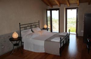 The Olive House, Garden and Pool