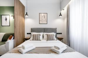 Avia Deluxe Studio - Athens Modern Escape