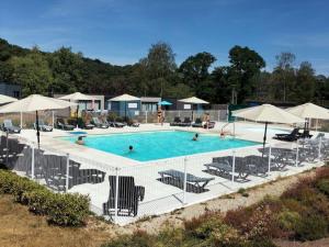 Maisons de vacances Holiday Home Le Moulin Neuf-2 Pers- by Interhome : photos des chambres