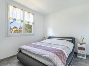 Apartment Les Bougainvillées by Interhome