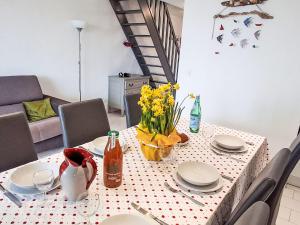 Apartment Terre Marine-2 by Interhome