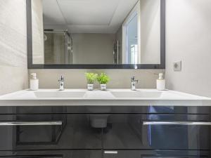 Appartements Apartment Prestige view by Interhome : photos des chambres
