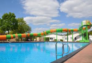 Chalet 2124 - Camping De Schatberg