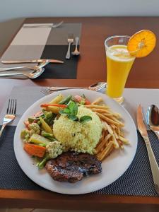 Hillwood Resort & Restaurant
