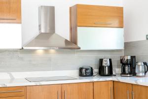 Stunning 4 BR Luxury Villa