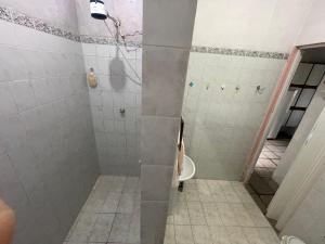 Casa espaçosa e conectada com a natureza