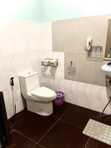 HOUSE with KITCHEN & SCOOTER Koh Rong