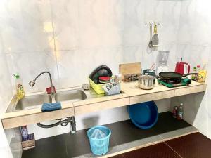 HOUSE with KITCHEN & SCOOTER Koh Rong