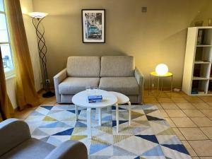Appartements Appartement le Saint-Nicolas Auxerre Les Quais : photos des chambres