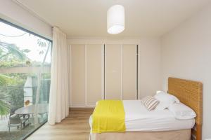 Lightbooking Salobre Los Lagos piscina privada