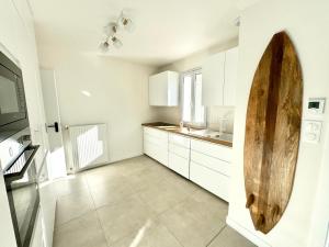 Maison JALA 3 chambres, 3 sdb, à 5 minutes de lOcéan