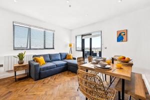 3 Bedroom Flat with Sea View and Roof Terrace