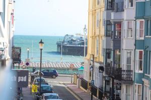 Brighton the One - Seafront & Pier Minutes Away!