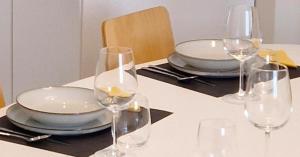 CASA LUINI - new, welcoming and modern apartment in the historic centre of Como, with 2 bedrooms and 1 complete bathroom and a fully equipped kitchen