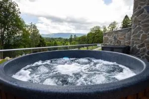Apartament z prywatnym jacuzzi z widokiem na góry 109 KRAS RESORT - Kopaniec