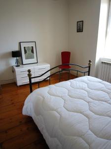 Maisons de vacances Charming 100m2 House in Croix-Chapeau, 15mn from La Rochelle : photos des chambres