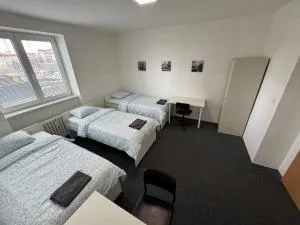 ROOMS Sumavska - Veveri vedle Sono Music Club - Оломоуць