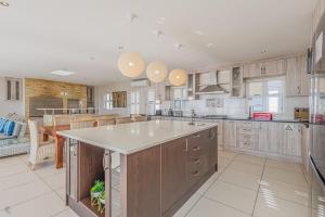 Seasons of Serenity, Langebaan, 8-sleeper