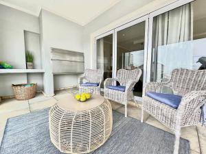 Waves Edge at 14 Bridge Waters