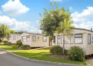 Fishguard Holiday Park - Dinas