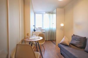 Studio obok metra! Apartmenty Natural
